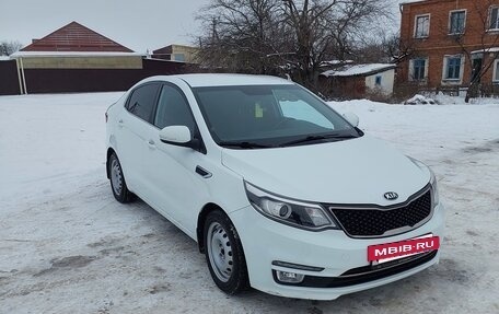 KIA Rio III рестайлинг, 2015 год, 1 190 000 рублей, 2 фотография