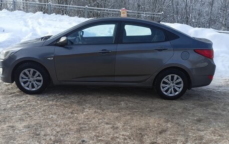 Hyundai Solaris II рестайлинг, 2016 год, 775 000 рублей, 4 фотография