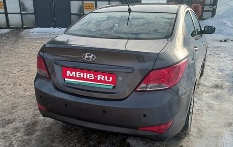 Hyundai Solaris II рестайлинг, 2016 год, 775 000 рублей, 2 фотография