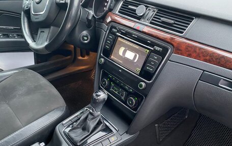 Skoda Superb III рестайлинг, 2013 год, 950 000 рублей, 17 фотография