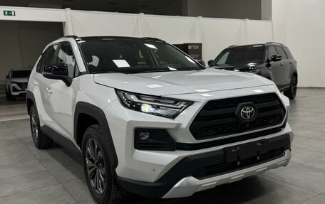 Toyota RAV4, 2025 год, 3 990 000 рублей, 7 фотография