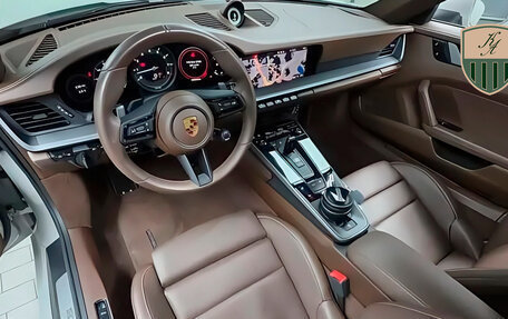 Porsche 911, 2021 год, 13 270 000 рублей, 2 фотография