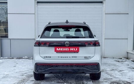 Volkswagen Tiguan, 2025 год, 5 190 000 рублей, 3 фотография