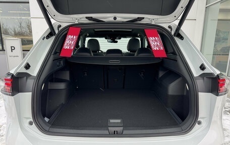 Volkswagen Tiguan, 2025 год, 5 190 000 рублей, 27 фотография