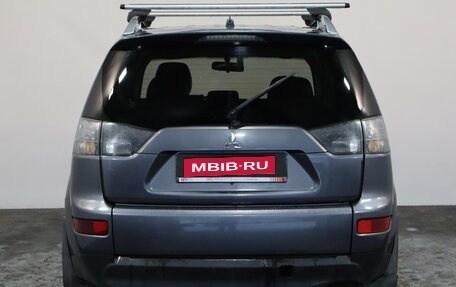 Mitsubishi Outlander III рестайлинг 3, 2008 год, 669 000 рублей, 5 фотография