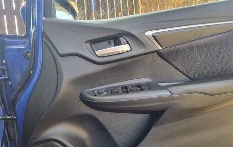 Honda Fit III, 2014 год, 880 000 рублей, 9 фотография