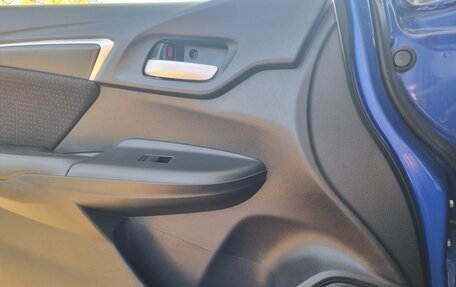 Honda Fit III, 2014 год, 880 000 рублей, 8 фотография