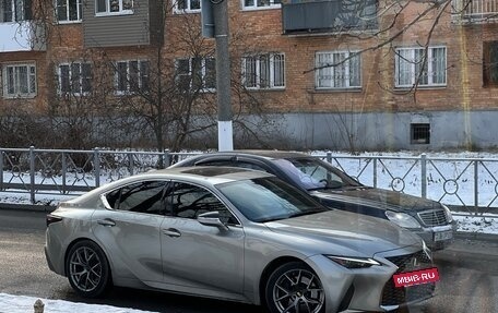 Lexus IS III, 2021 год, 3 900 000 рублей, 2 фотография