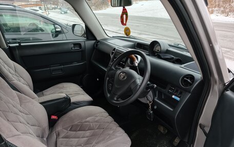 Toyota bB I рестайлинг, 2003 год, 650 000 рублей, 6 фотография