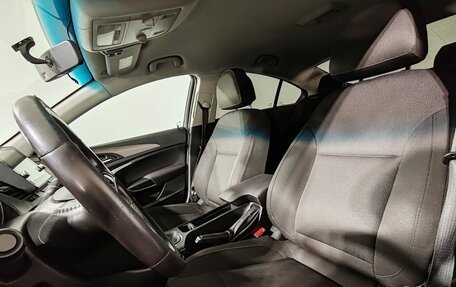 Opel Insignia II рестайлинг, 2011 год, 680 000 рублей, 9 фотография