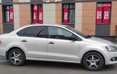 Volkswagen Polo VI (EU Market), 2014 год, 900 000 рублей, 5 фотография