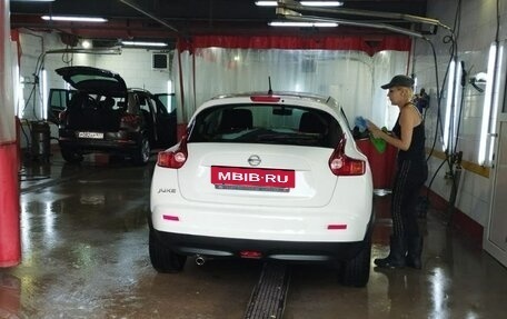 Nissan Juke II, 2013 год, 1 700 000 рублей, 2 фотография