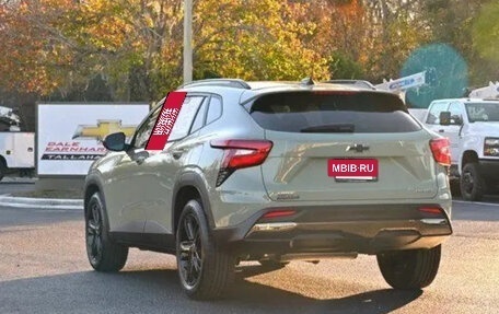 Chevrolet Trax, 2023 год, 1 990 000 рублей, 2 фотография