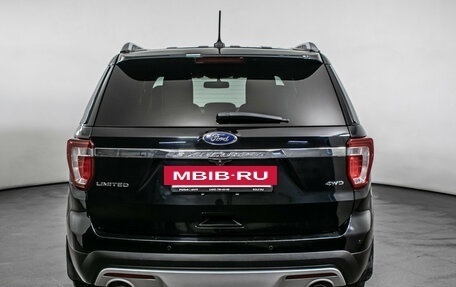 Ford Explorer VI, 2017 год, 2 990 000 рублей, 6 фотография