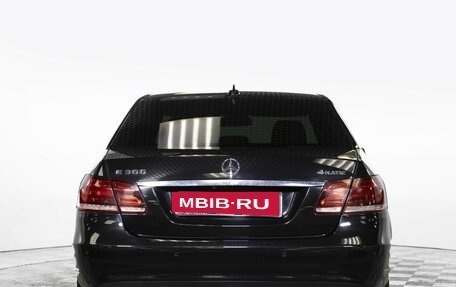 Mercedes-Benz E-Класс, 2013 год, 2 135 000 рублей, 6 фотография