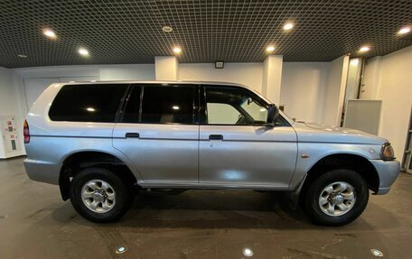 Mitsubishi Pajero Sport II рестайлинг, 2004 год, 599 000 рублей, 2 фотография