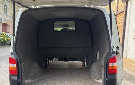 Volkswagen Transporter T5 рестайлинг, 2007 год, 950 000 рублей, 2 фотография