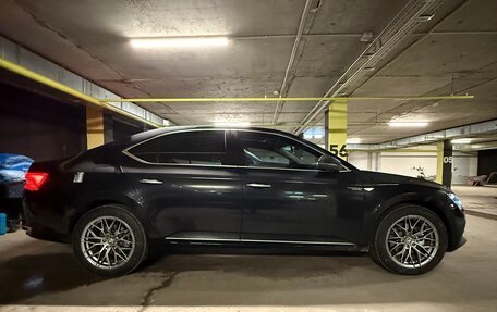 Skoda Superb III рестайлинг, 2025 год, 3 250 000 рублей, 34 фотография