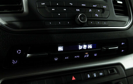 Peugeot Traveller I, 2020 год, 2 499 700 рублей, 15 фотография