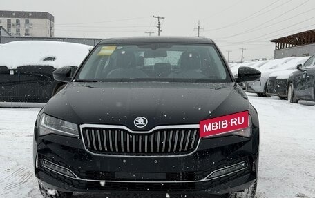 Skoda Superb III рестайлинг, 2025 год, 2 852 000 рублей, 2 фотография