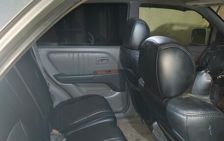 Lexus RX IV рестайлинг, 1999 год, 800 000 рублей, 4 фотография