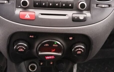 KIA Rio II, 2010 год, 595 000 рублей, 8 фотография