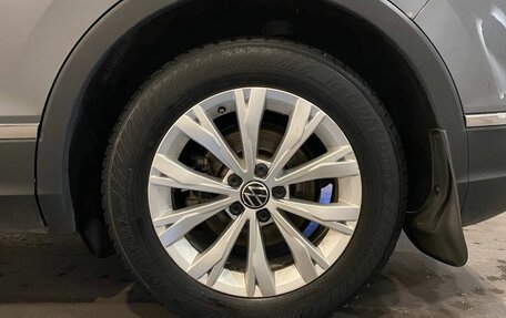 Volkswagen Tiguan II, 2021 год, 2 499 000 рублей, 20 фотография