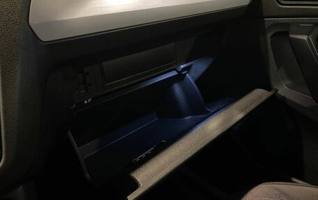 Volkswagen Tiguan II, 2021 год, 2 499 000 рублей, 30 фотография