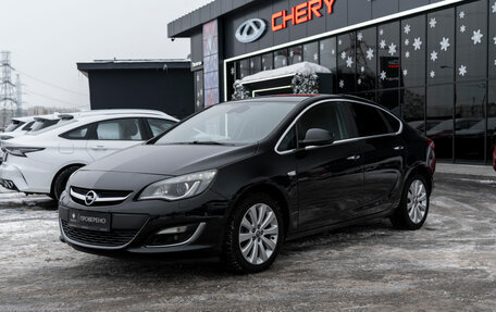 Opel Astra J, 2013 год, 670 000 рублей, 1 фотография