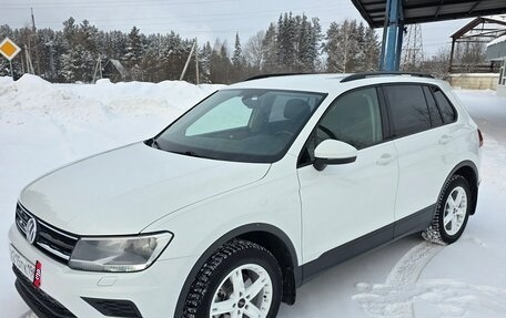 Volkswagen Tiguan II, 2018 год, 2 050 000 рублей, 1 фотография