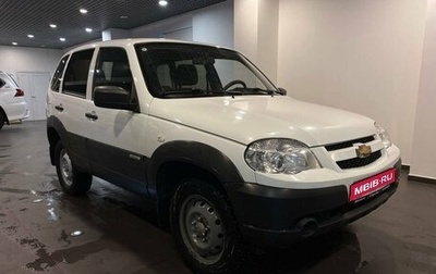 Chevrolet Niva I рестайлинг, 2015 год, 686 000 рублей, 1 фотография