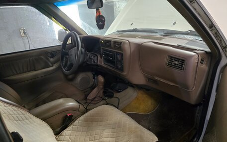 Chevrolet Blazer II рестайлинг, 1998 год, 450 000 рублей, 7 фотография