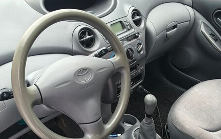 Toyota Yaris I рестайлинг, 1999 год, 155 000 рублей, 9 фотография