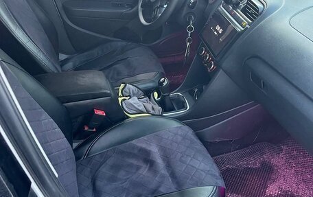 Volkswagen Polo VI (EU Market), 2011 год, 440 000 рублей, 5 фотография