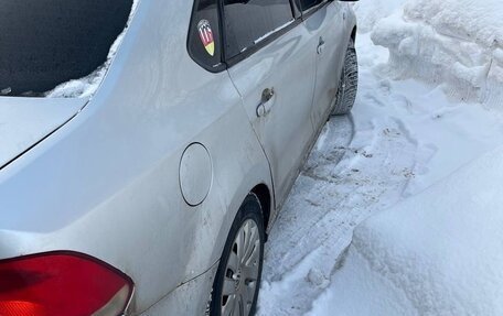 Volkswagen Polo VI (EU Market), 2011 год, 440 000 рублей, 3 фотография