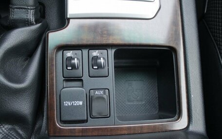 Toyota Land Cruiser Prado 150 рестайлинг 2, 2012 год, 3 050 000 рублей, 15 фотография