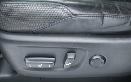 Toyota Land Cruiser Prado 150 рестайлинг 2, 2012 год, 3 050 000 рублей, 17 фотография