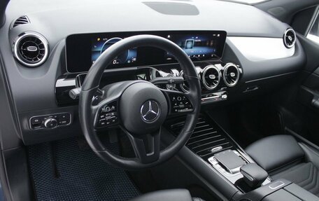 Mercedes-Benz B-Класс, 2019 год, 1 874 000 рублей, 10 фотография