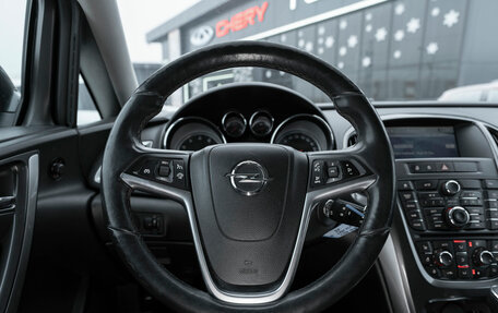 Opel Astra J, 2013 год, 670 000 рублей, 10 фотография