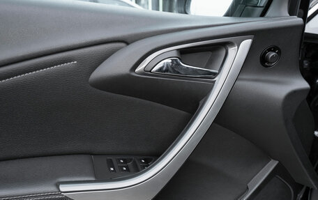 Opel Astra J, 2013 год, 670 000 рублей, 17 фотография