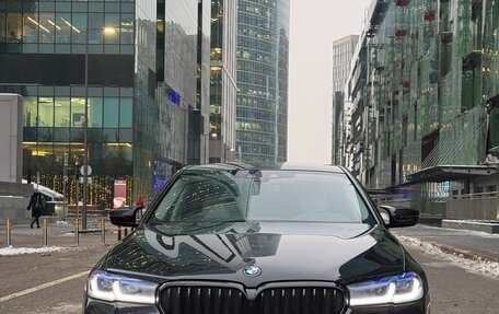 BMW 5 серия, 2019 год, 3 550 000 рублей, 2 фотография