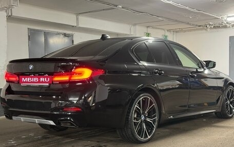 BMW 5 серия, 2019 год, 3 550 000 рублей, 14 фотография