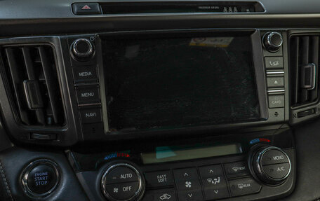 Toyota RAV4, 2018 год, 2 719 000 рублей, 18 фотография