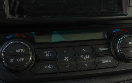 Toyota RAV4, 2018 год, 2 719 000 рублей, 19 фотография