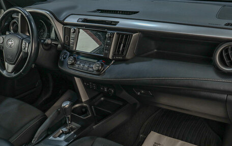 Toyota RAV4, 2018 год, 2 719 000 рублей, 21 фотография