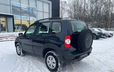 Chevrolet Niva I рестайлинг, 2016 год, 799 900 рублей, 6 фотография