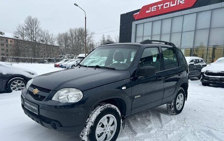Chevrolet Niva I рестайлинг, 2016 год, 799 900 рублей, 2 фотография