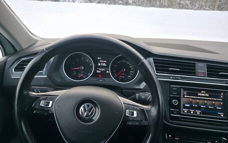 Volkswagen Tiguan II, 2018 год, 2 050 000 рублей, 13 фотография