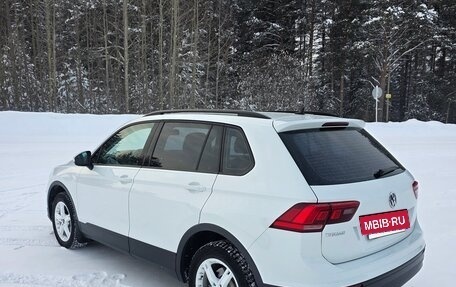 Volkswagen Tiguan II, 2018 год, 2 050 000 рублей, 4 фотография