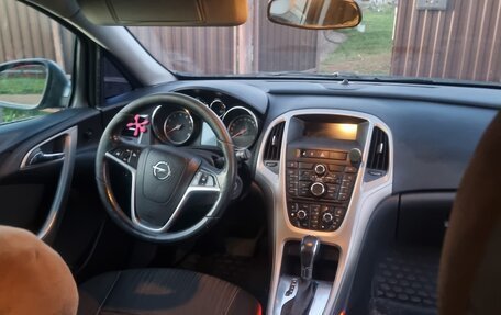 Opel Astra J, 2011 год, 580 000 рублей, 7 фотография